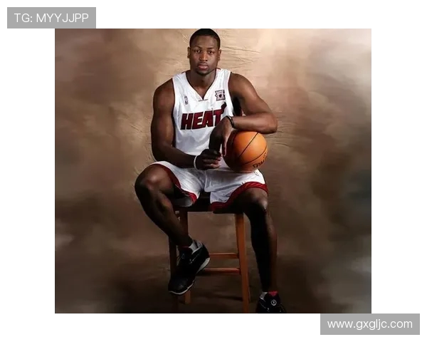 德维恩韦德的传奇生涯从热火英雄到篮球名人堂的不朽征程